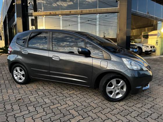 HONDA FIT 1.4 LX 16V FLEX 4P AUTOMÁTICO HONDA FIT 1.4 LX 16V FLEX 4P AUTOMÁTICO